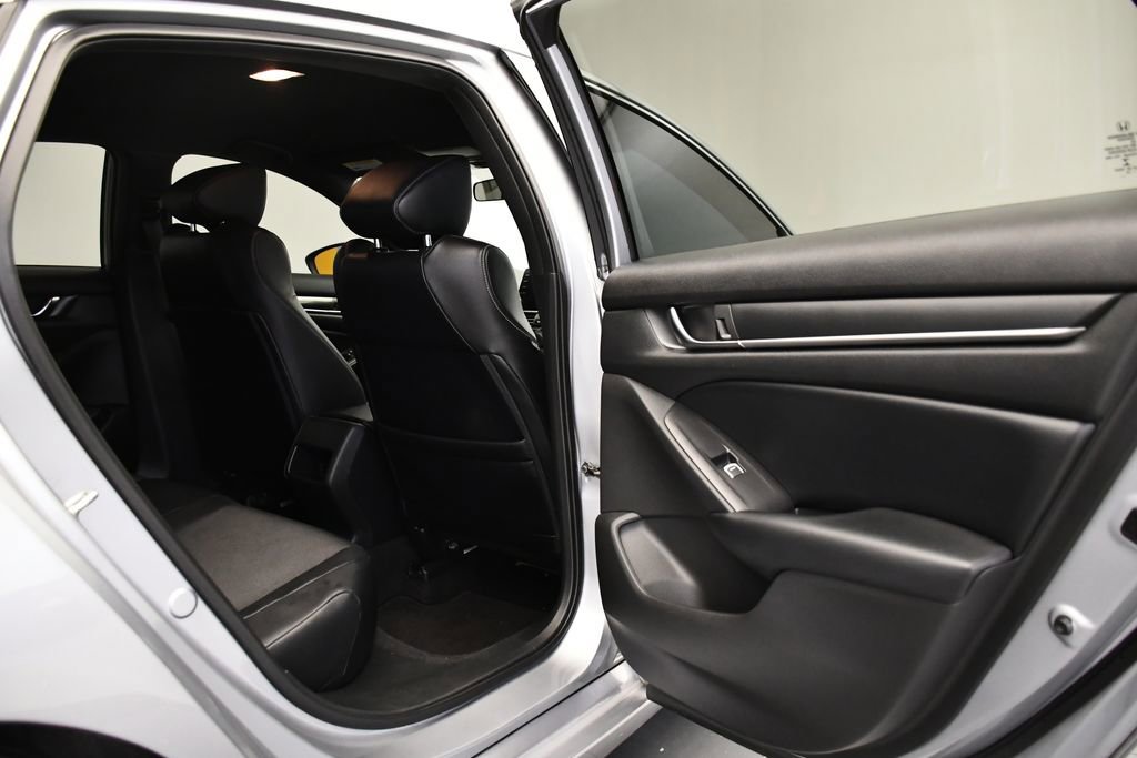 Used 2018 Honda Accord Sport image 48