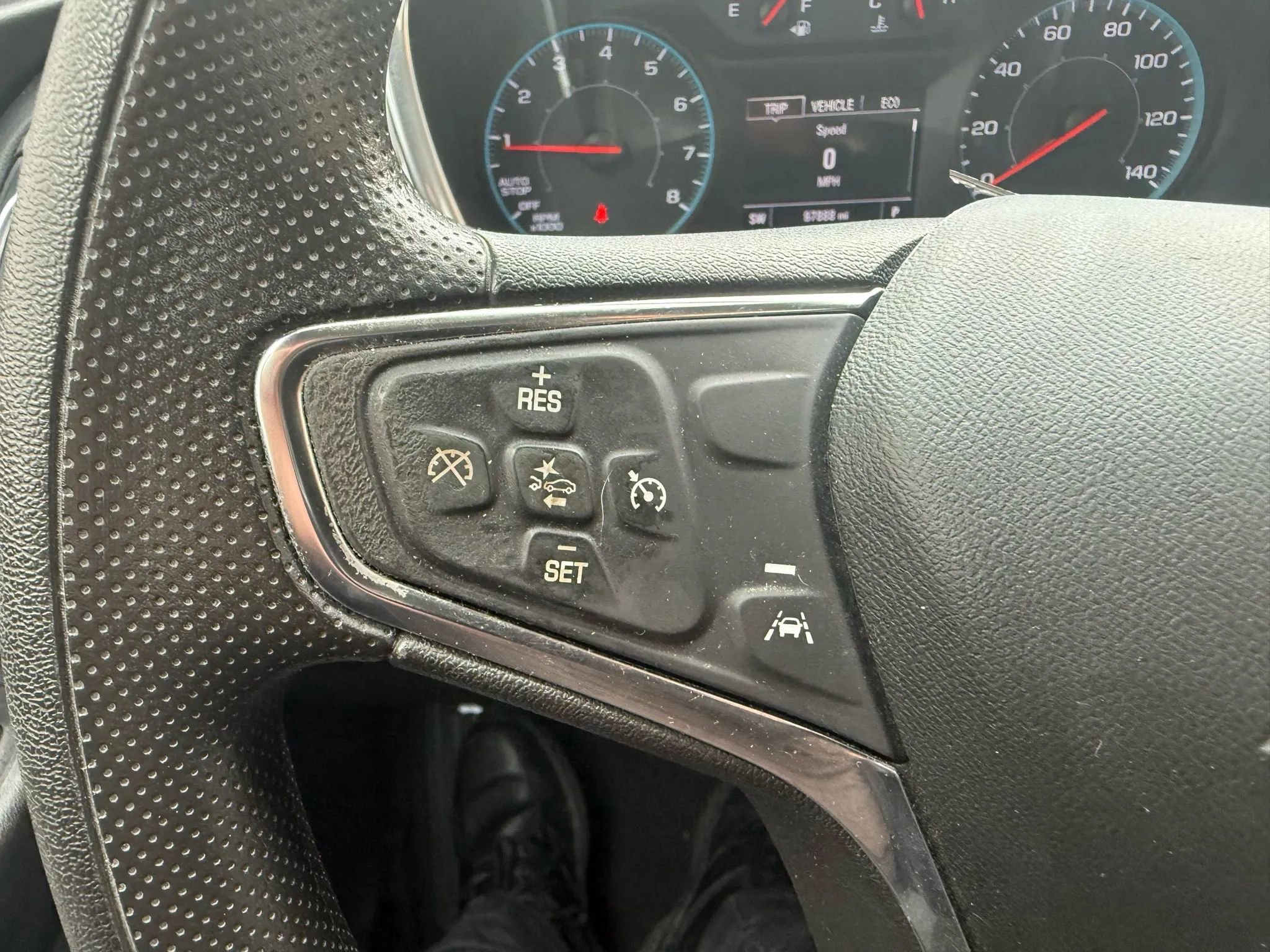 Used 2021 Chevrolet Equinox LS image 13