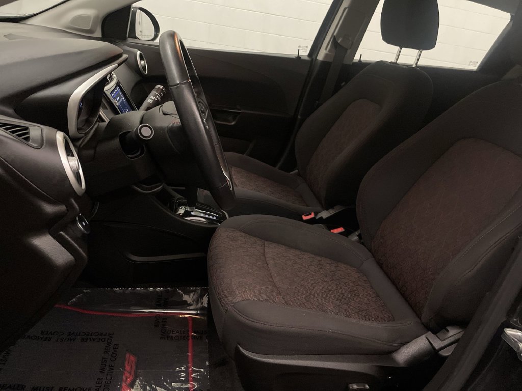 Used 2020 Chevrolet Sonic LT w/ Convenience Package FWD image 12