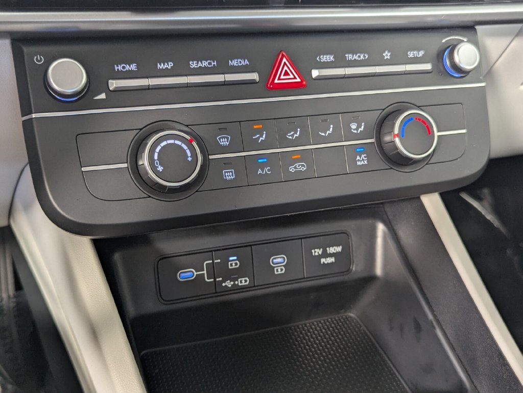 Certified 2026 Hyundai Tucson SE FWD image 22