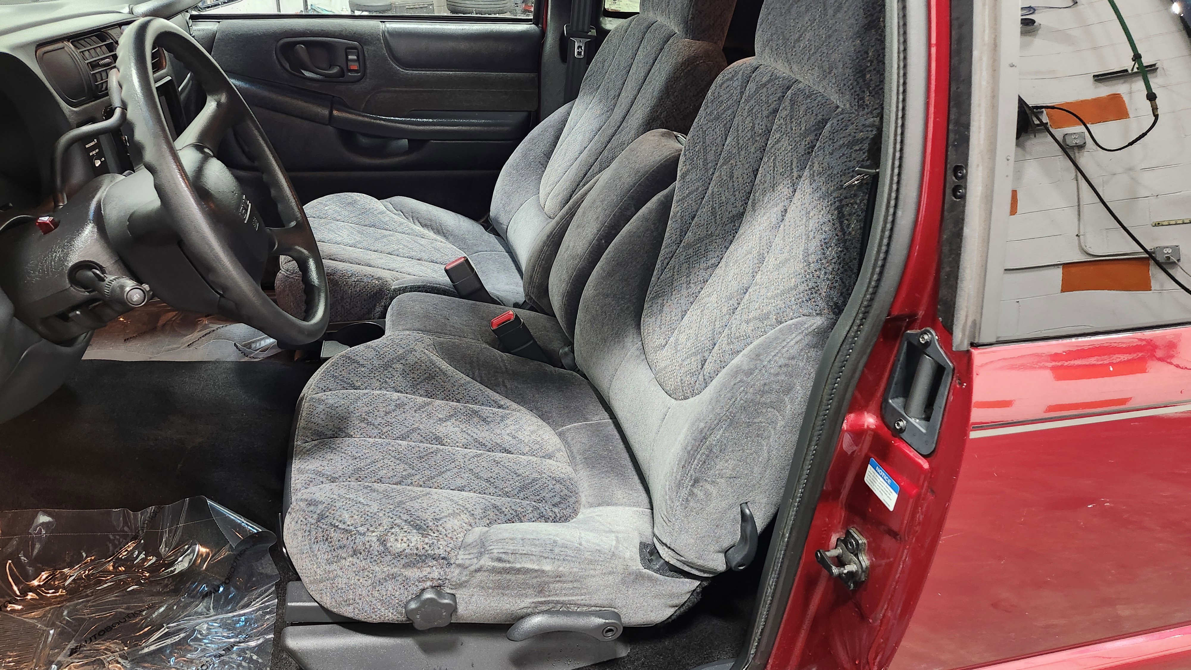 Used 2001 GMC Sonoma SLS w/ Super Spec Pkg 3 image 19