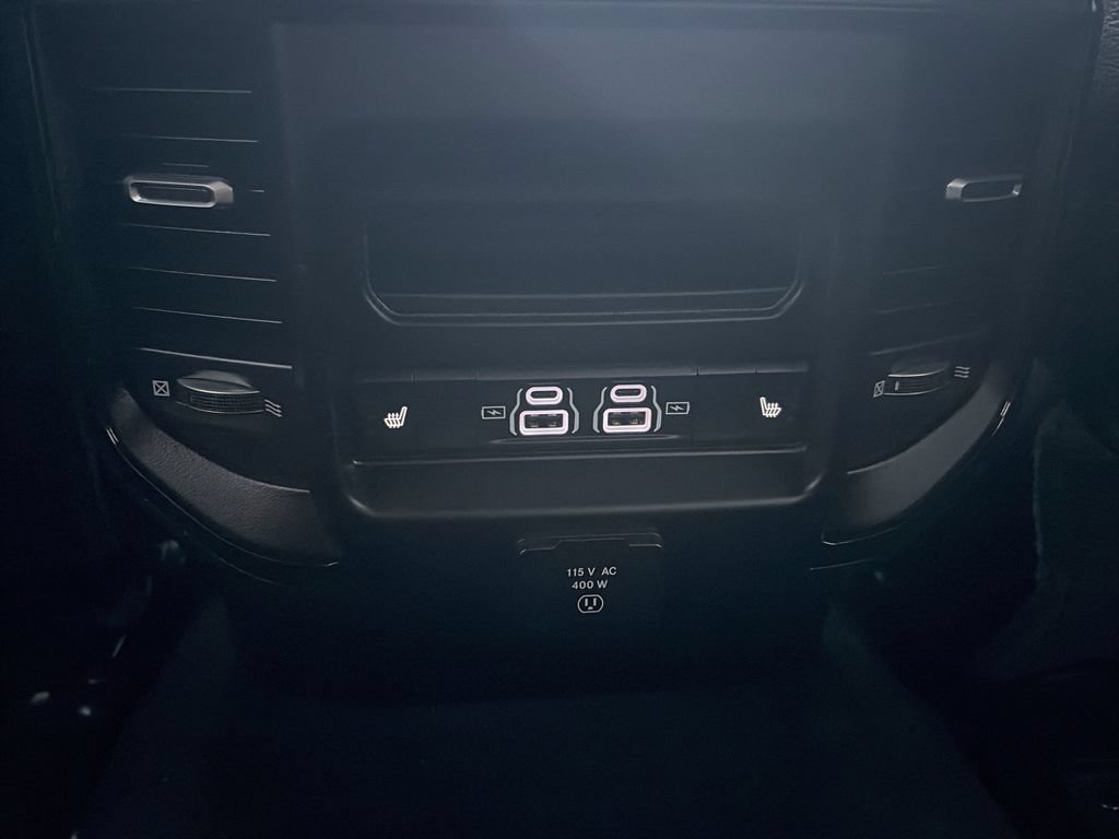 Used 2023 RAM 2500 Limited AWD/4WD image 22