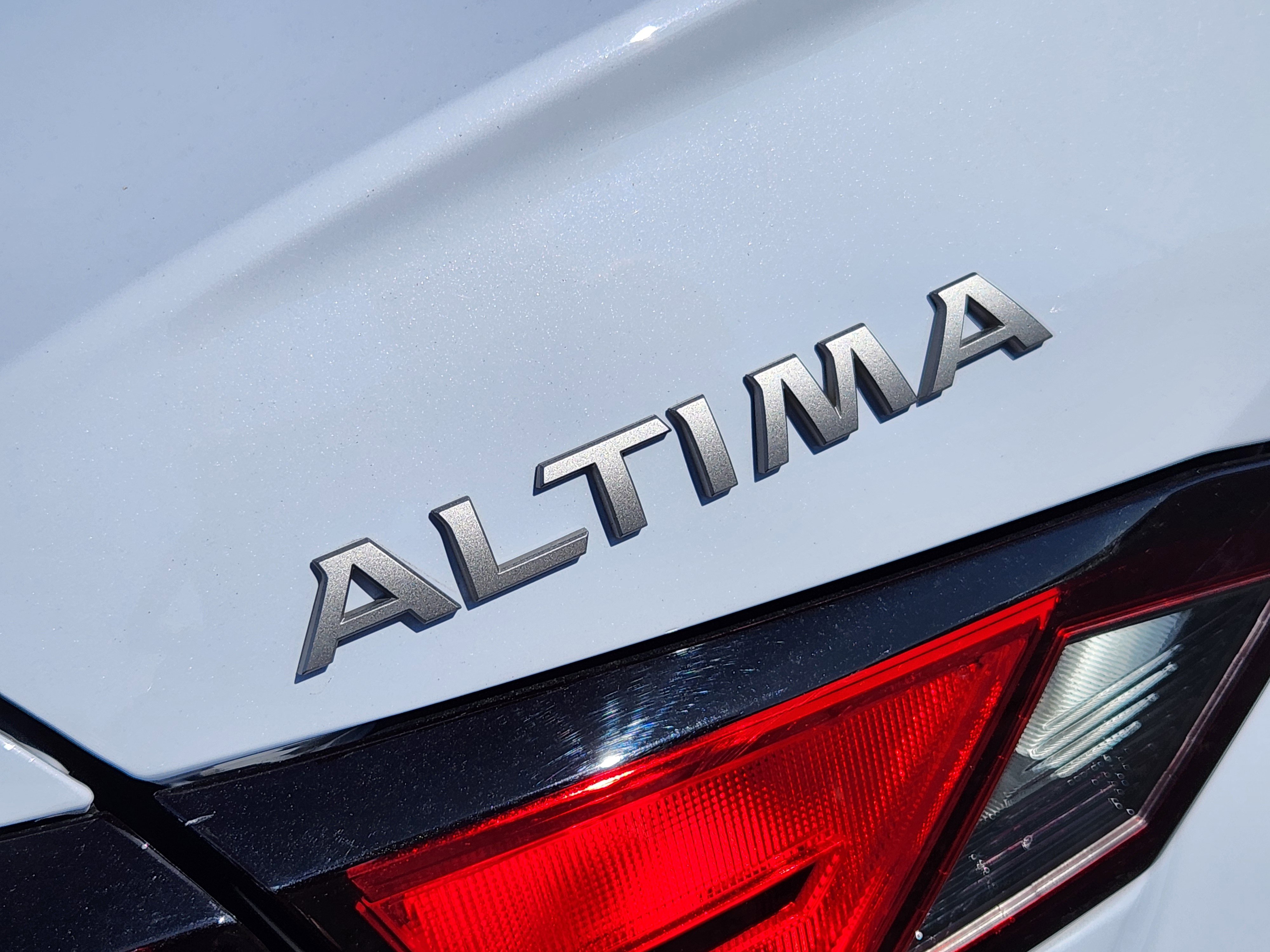 Used 2024 Nissan Altima 2.5 SR w/ SR Premium Package image 34