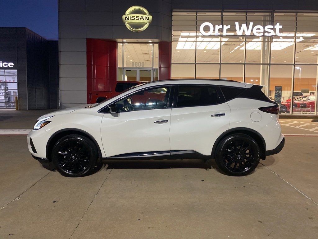 Used 2024 Nissan Murano SV w/ SV Midnight Edition Package image 2