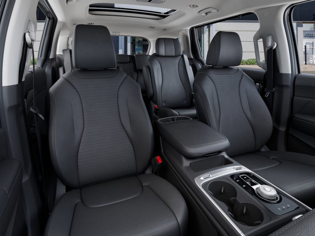 New 2025 Kia Carnival SX Prestige FWD image 18