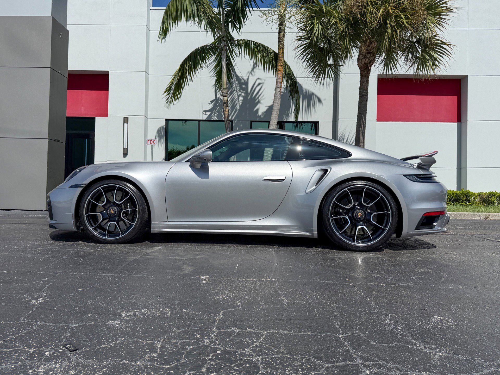Used 2021 Porsche 911 Turbo S image 9
