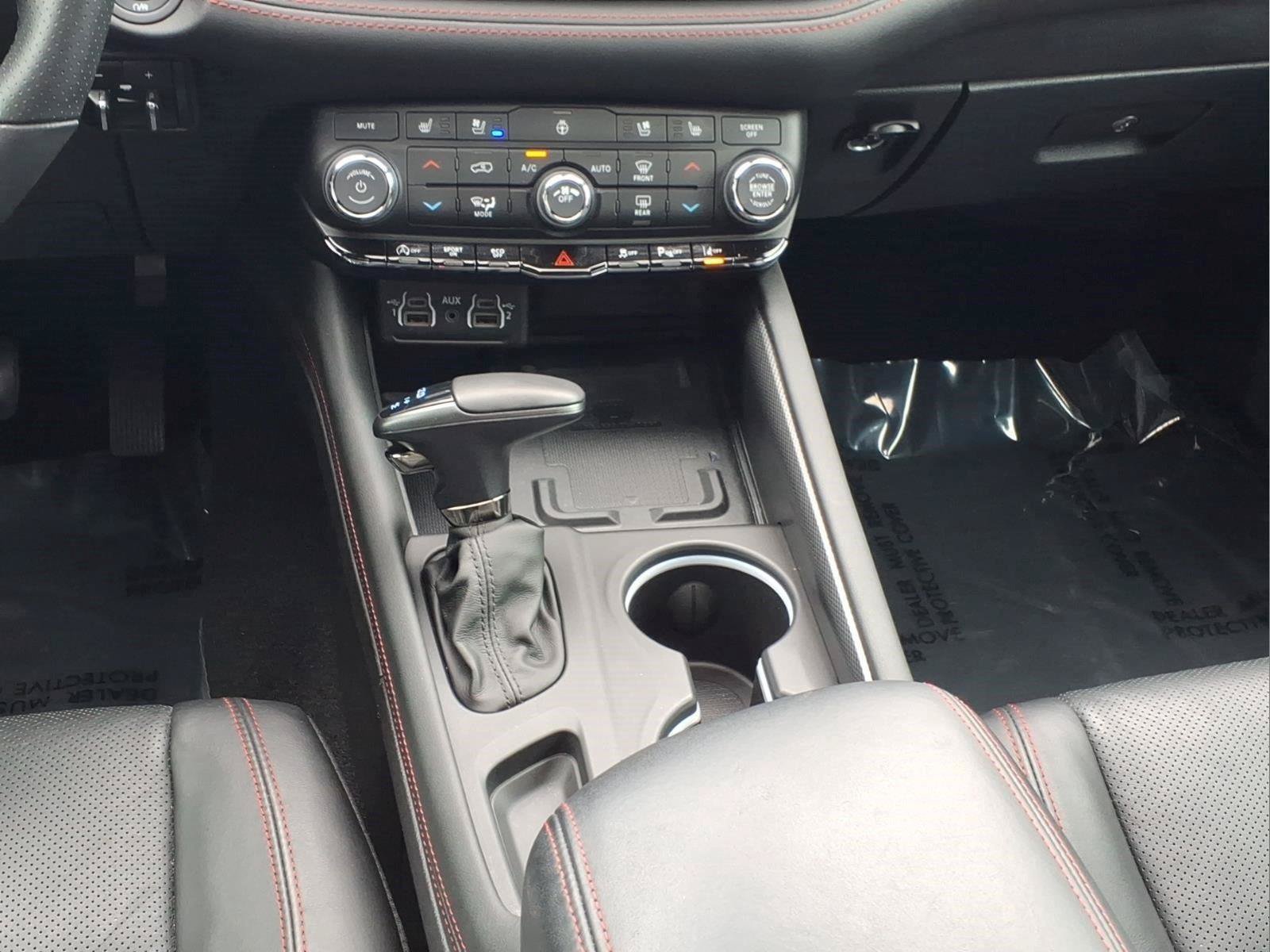 Used 2023 Dodge Durango GT AWD/4WD image 15