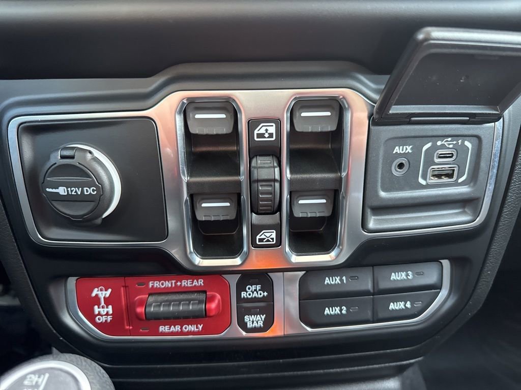 Certified 2021 Jeep Wrangler Unlimited Rubicon w/ Dual Top Group image 15