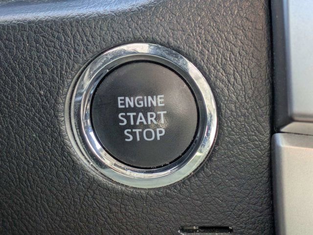 Used 2022 Toyota 4Runner SR5 Premium w/ Moonroof Package AWD/4WD image 26