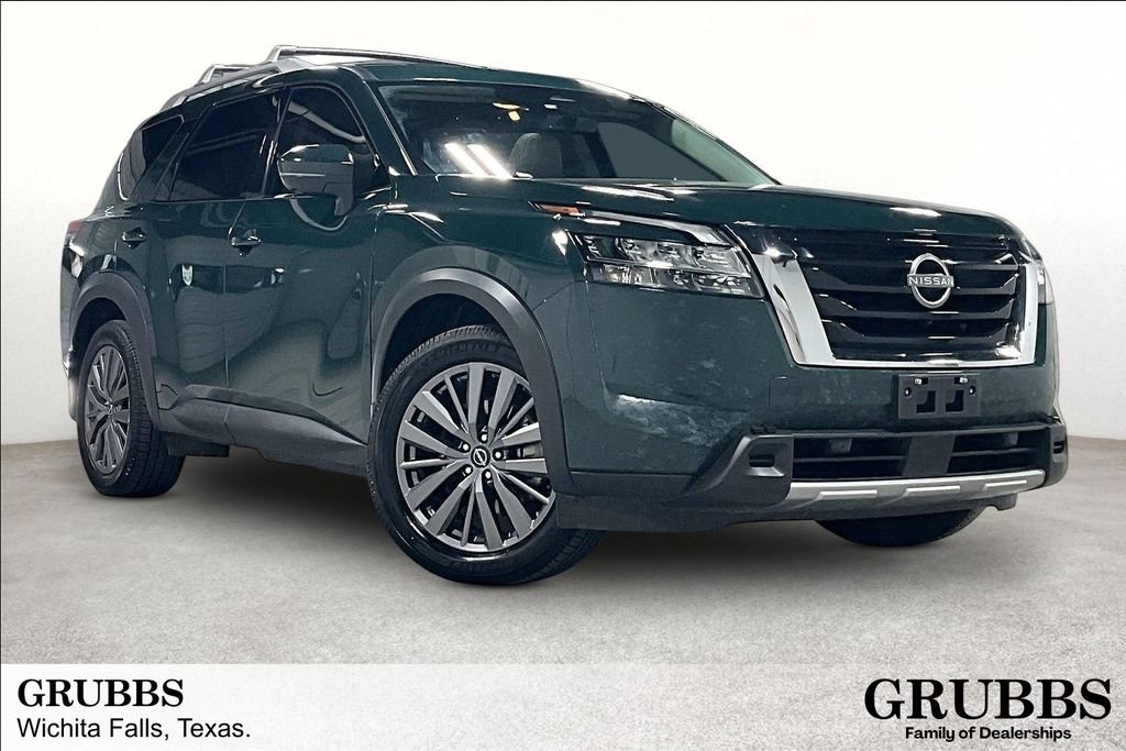Used 2023 Nissan Pathfinder SL w/ SL Premium Package image 1