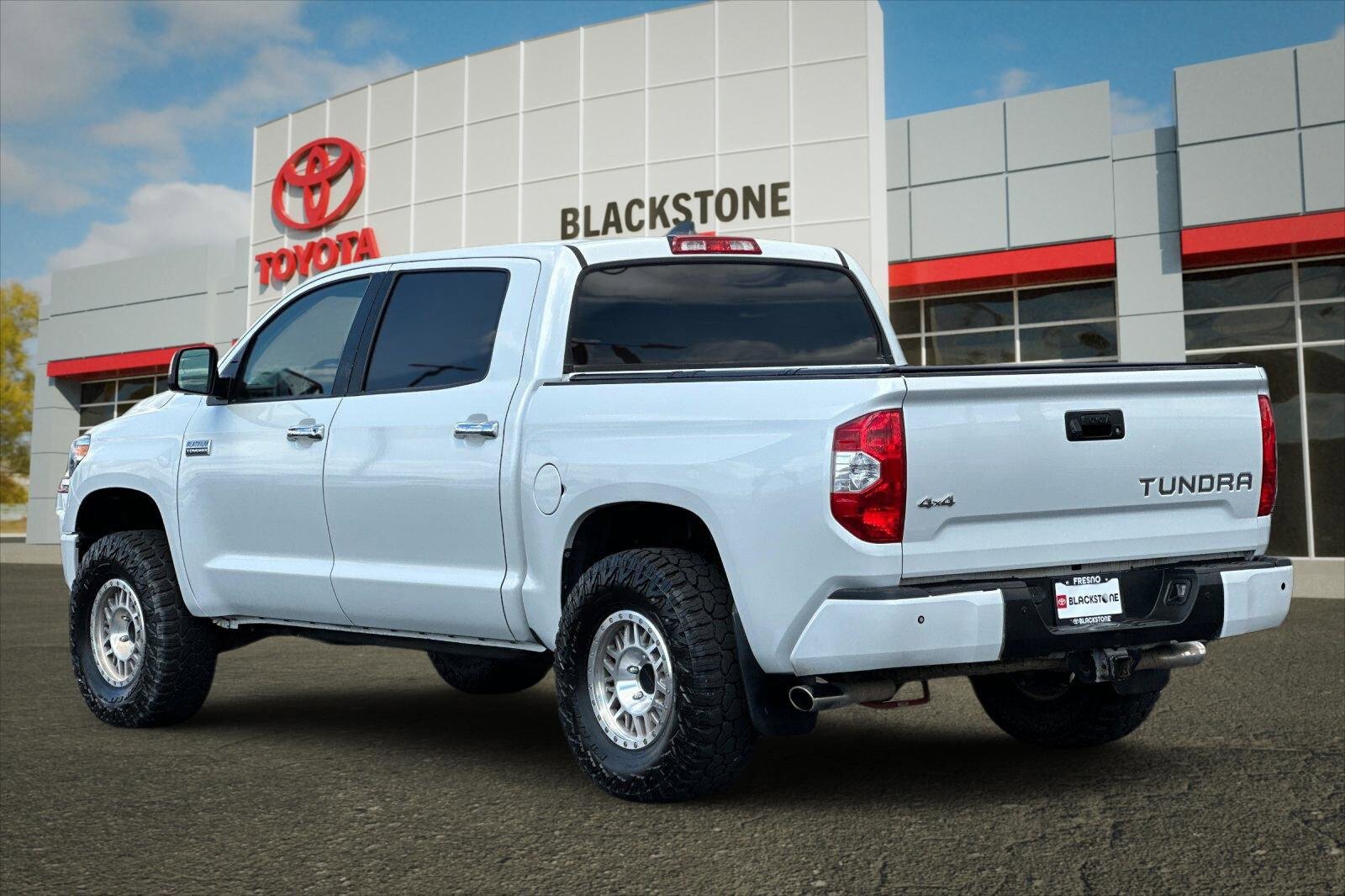Used 2021 Toyota Tundra Platinum AWD/4WD image 5