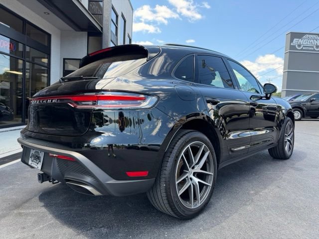 Used 2026 Porsche Macan AWD/4WD image 2