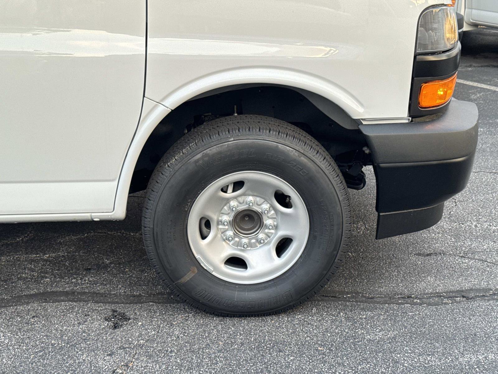 New 2026 Chevrolet Express 2500 w/ Driver Convenience Package RWD image 8