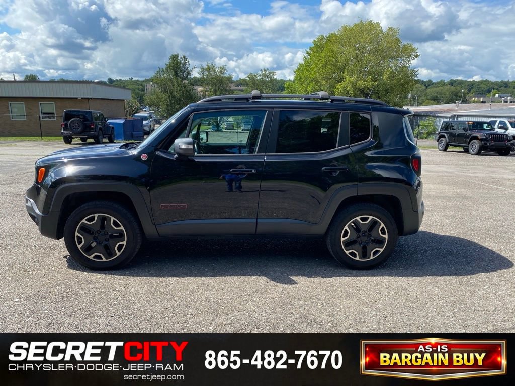 Used 2015 Jeep Renegade Trailhawk AWD/4WD image 8