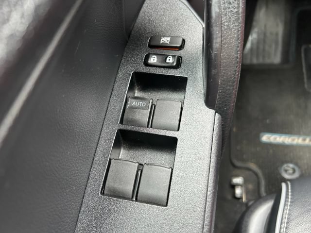 Used 2016 Toyota Corolla S Premium FWD image 16