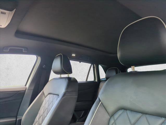 Used 2024 Volkswagen Atlas Cross Sport SEL Premium R-Line image 16