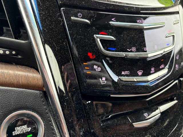 Used 2017 Cadillac Escalade Premium Luxury image 29