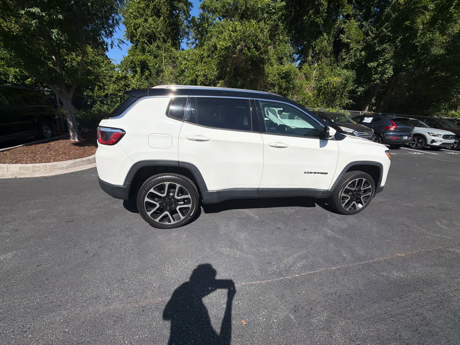 Used 2018 Jeep Compass Limited AWD/4WD image 14