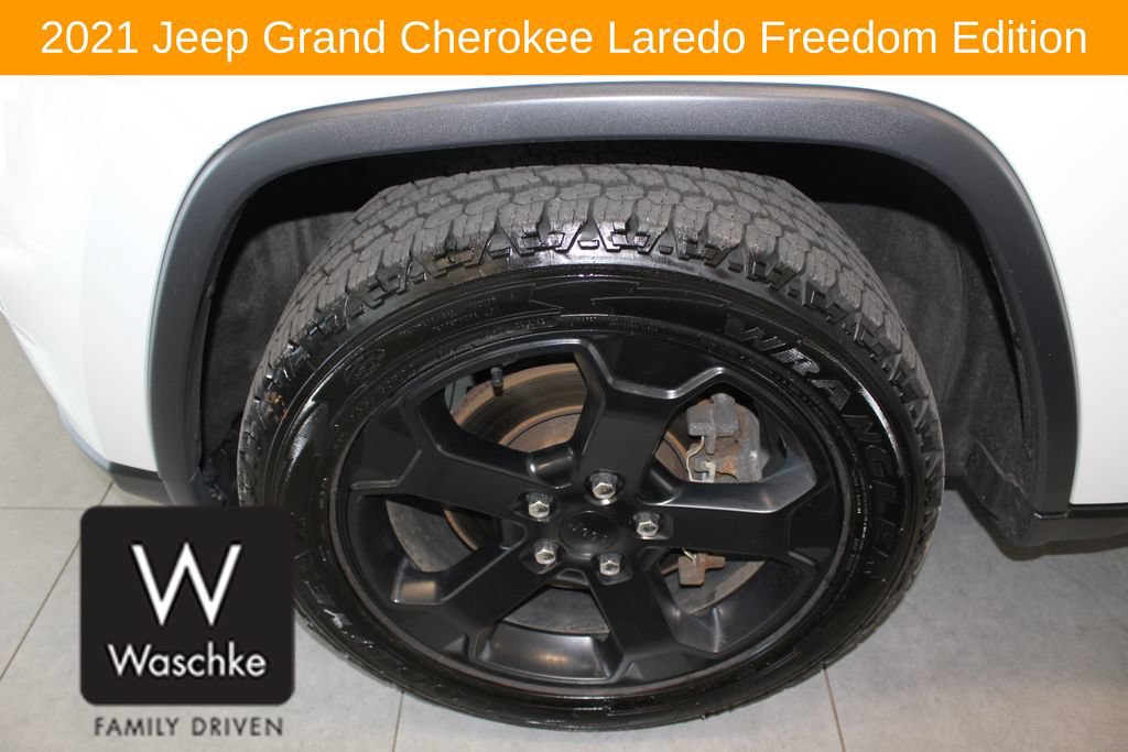 Used 2021 Jeep Grand Cherokee Freedom Edition AWD/4WD image 11
