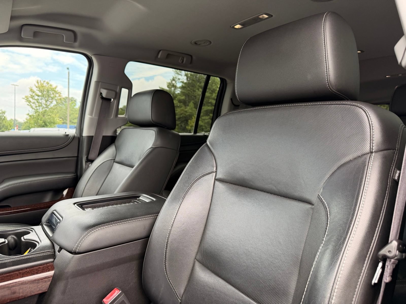 Used 2017 GMC Yukon XL SLT AWD/4WD image 16