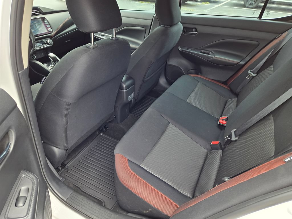 New 2025 Nissan Versa SR w/ Trunk Package FWD image 10