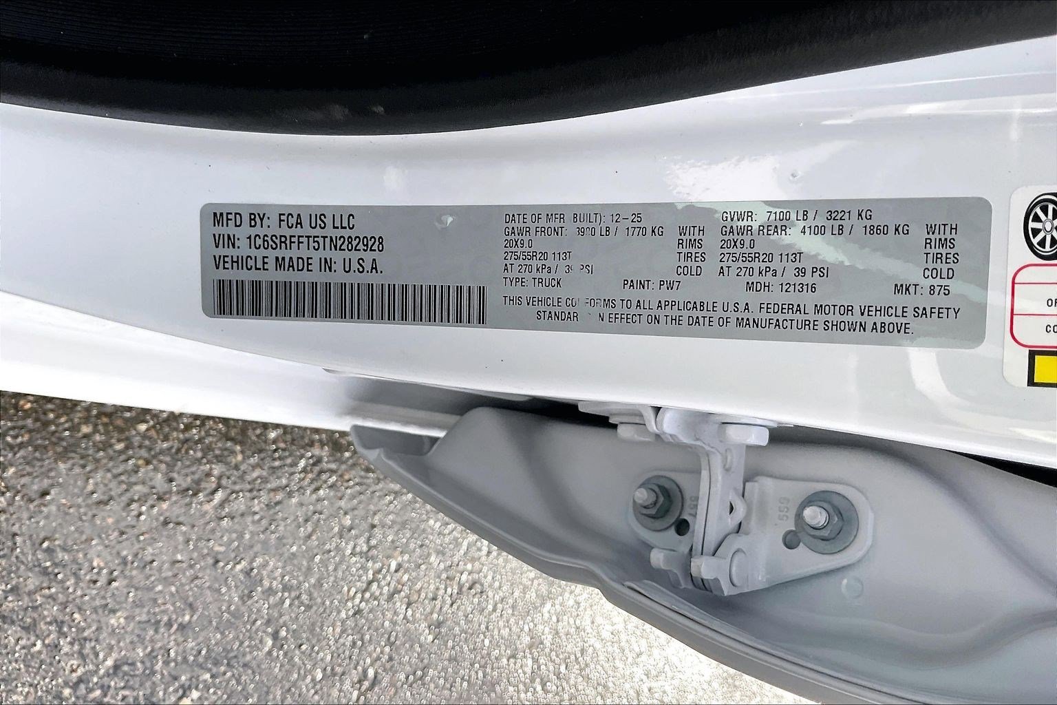 New 2026 RAM 1500 Big Horn AWD/4WD image 13