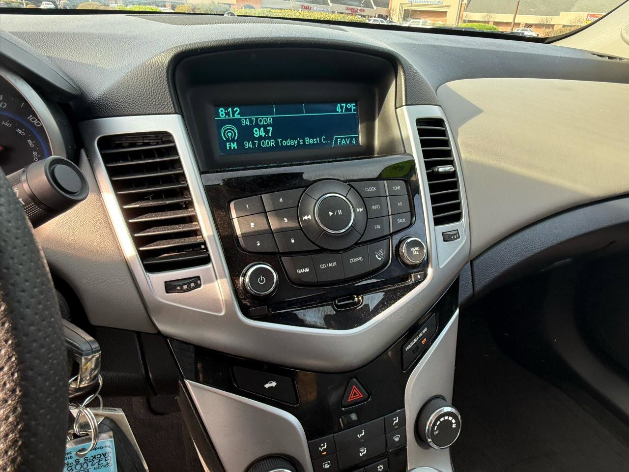 Used 2016 Chevrolet Cruze LT image 7