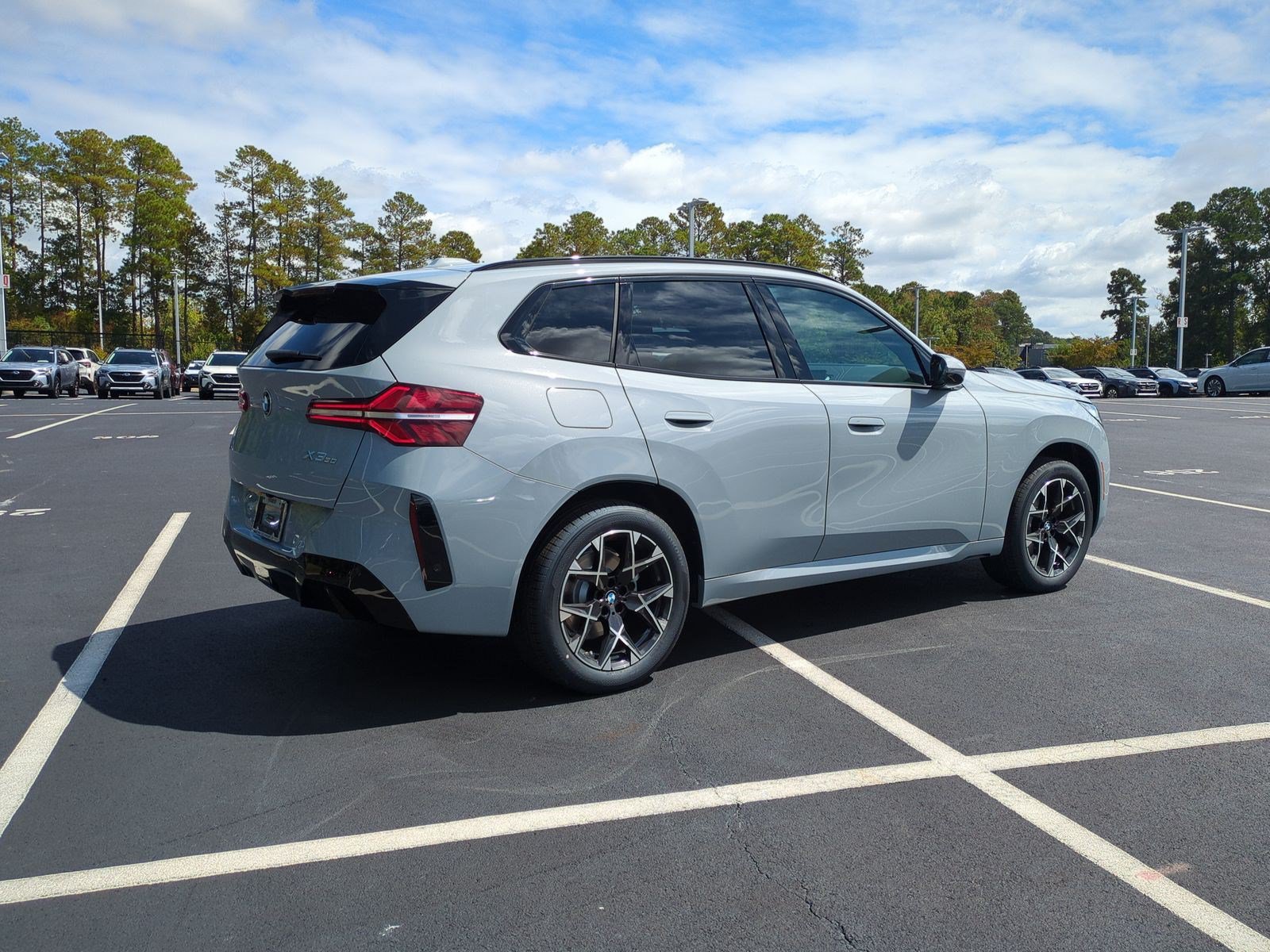 Certified 2026 BMW X3 xDrive30i w/ M Sport Package AWD/4WD image 10
