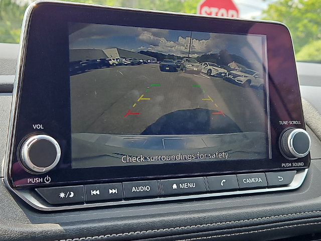Used 2025 Nissan Rogue SV AWD/4WD image 18