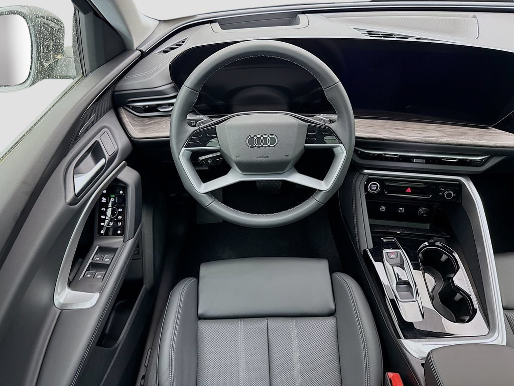 Used 2025 Audi Q5 Premium Plus w/ Premium Plus AWD/4WD image 11