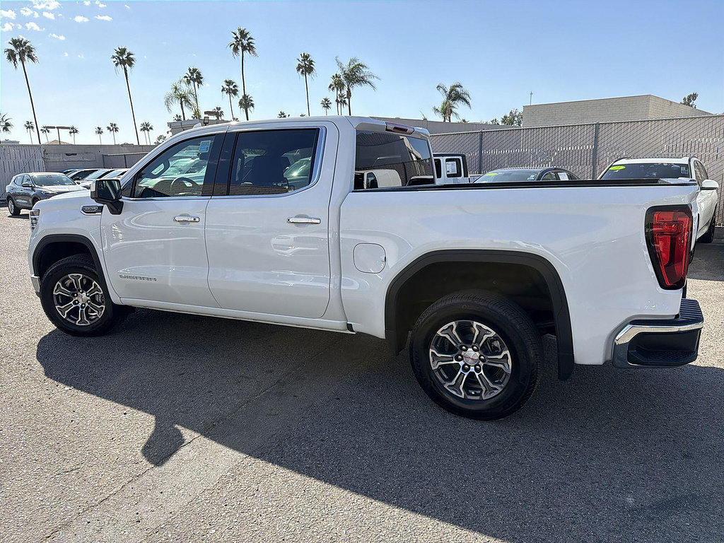 Used 2026 GMC Sierra 1500 SLT RWD image 8