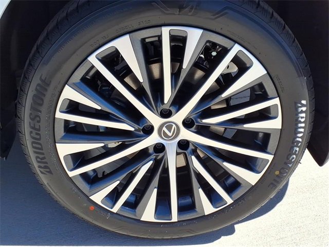 New 2026 Lexus RX 350 FWD image 4