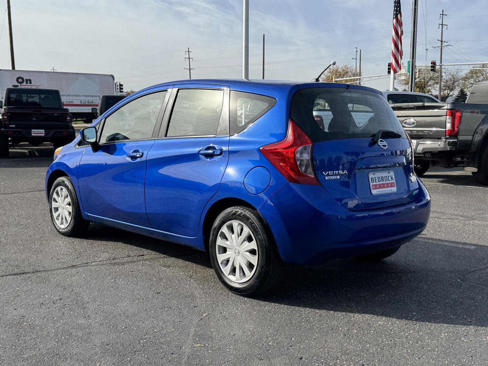 Used 2015 Nissan Versa Note SV FWD image 5
