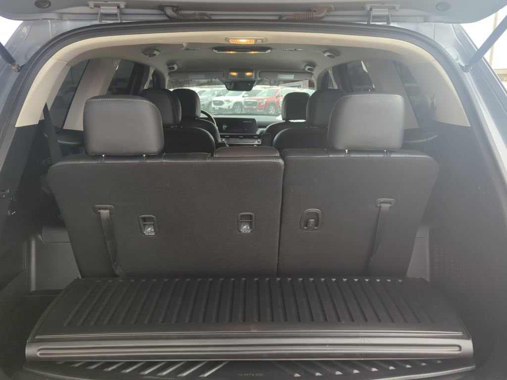 Used 2023 Kia Telluride S image 15