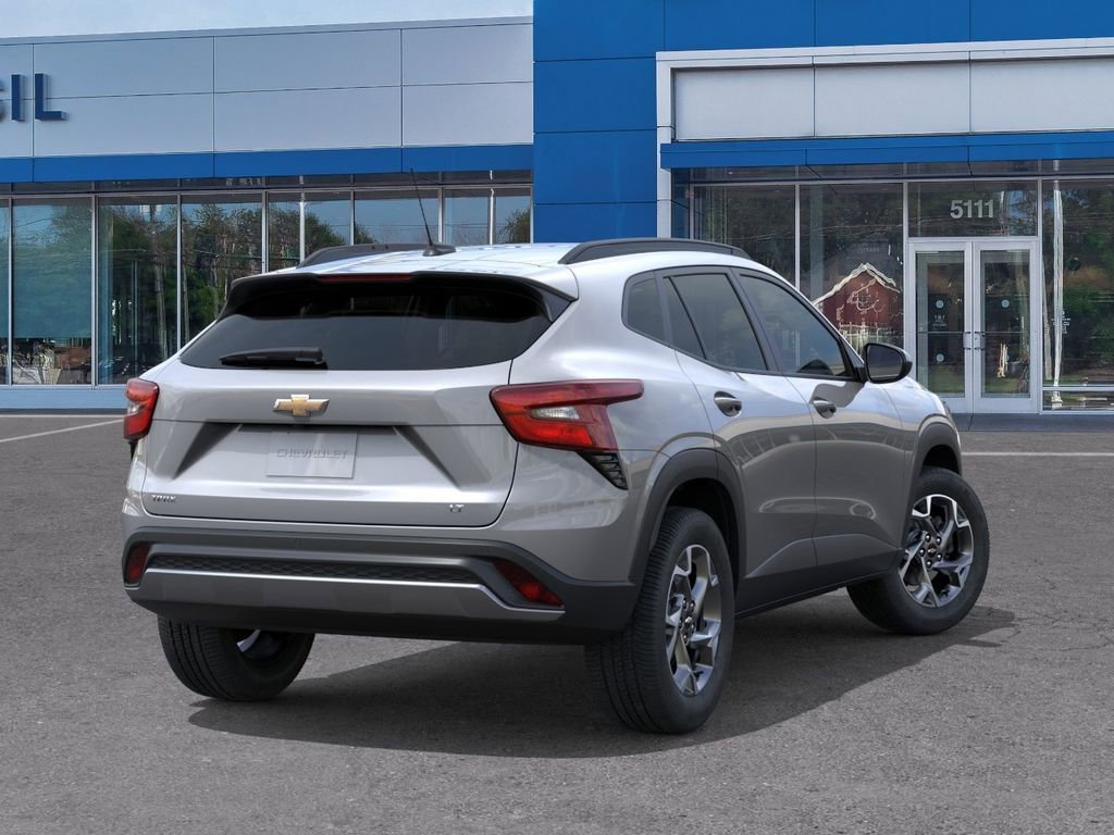 New 2026 Chevrolet Trax LT w/ Driver Confidence Package FWD image 4