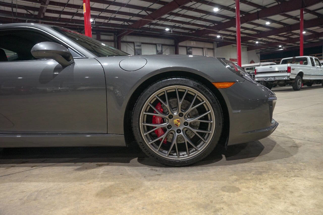 Used 2019 Porsche 911 Carrera S image 11