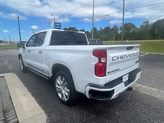 New 2026 Chevrolet Silverado 1500 High Country w/ High Country Premium Package AWD/4WD image 2