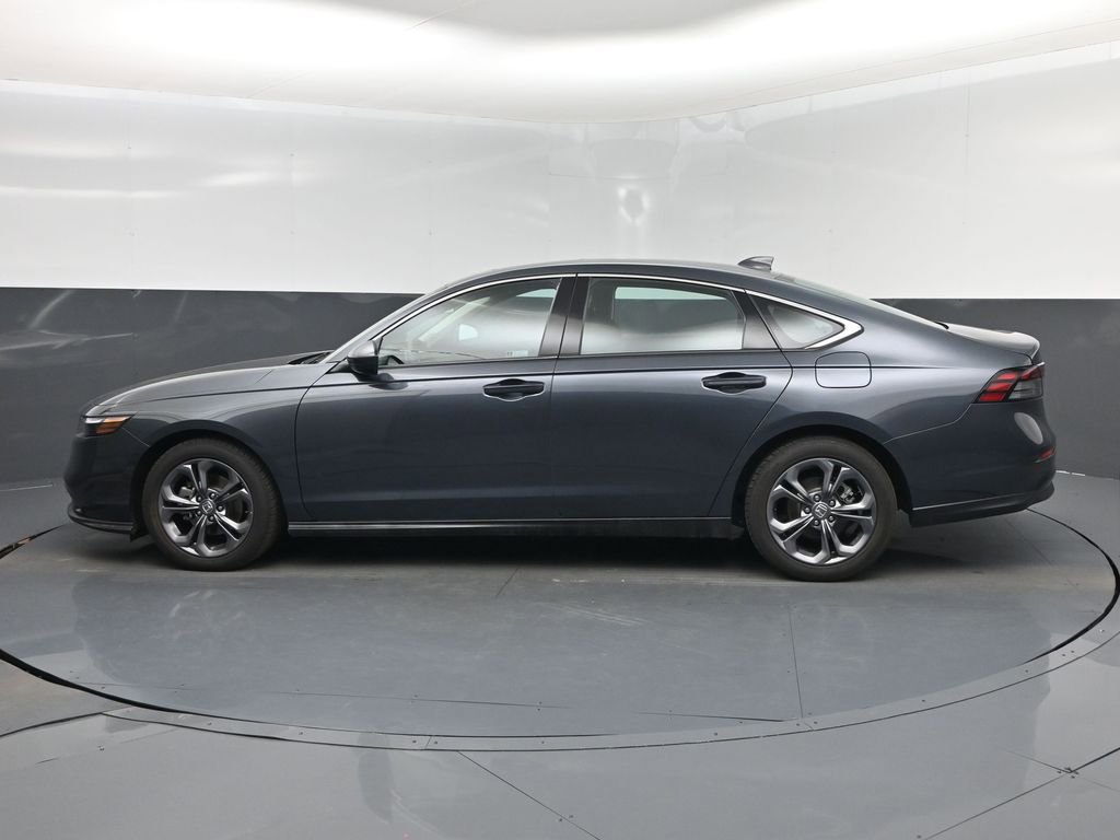 Used 2023 Honda Accord EX image 10