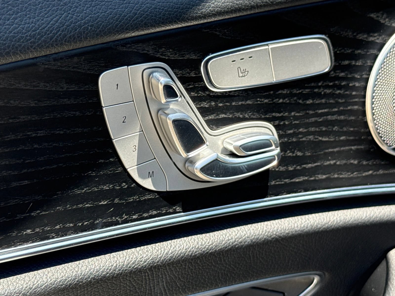 Used 2022 Mercedes-Benz E 350 Sedan image 22