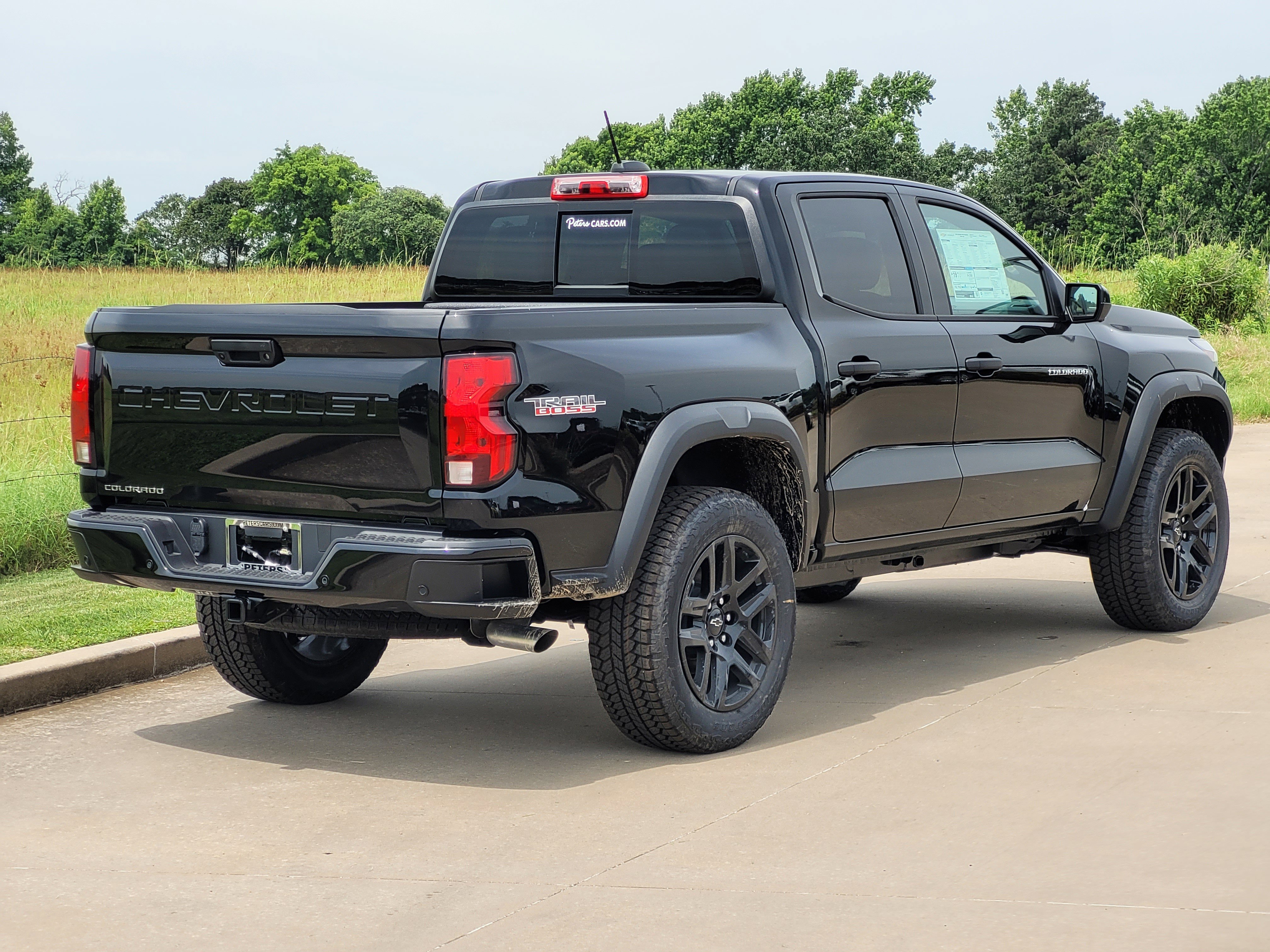 New 2025 Chevrolet Colorado Trail Boss w/ Midnight Edition image 3