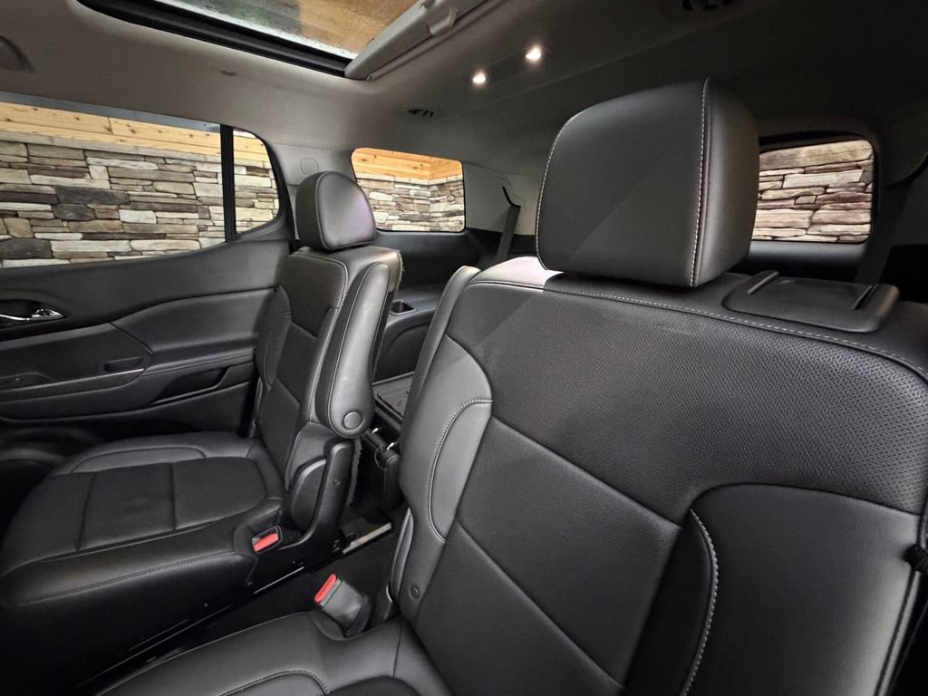 Used 2021 GMC Acadia SLT AWD/4WD image 48