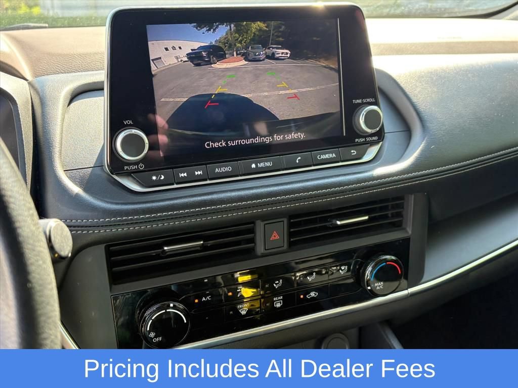 Used 2023 Nissan Rogue S AWD/4WD image 11