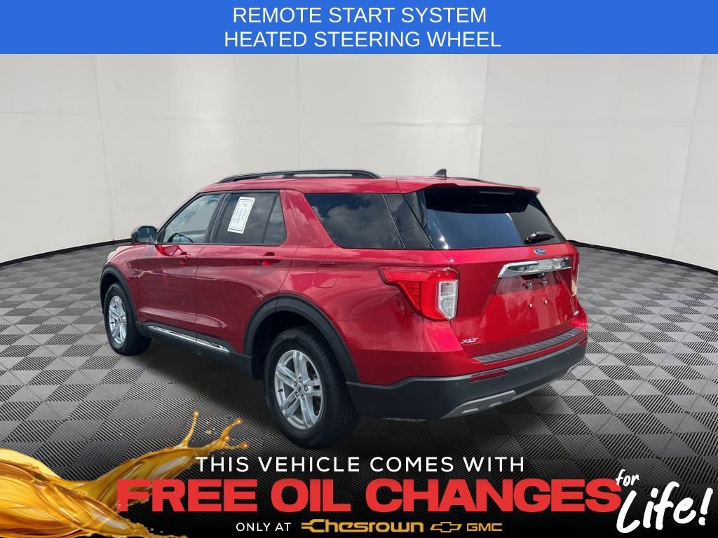 Used 2022 Ford Explorer XLT w/ Equipment Group 202A image 3