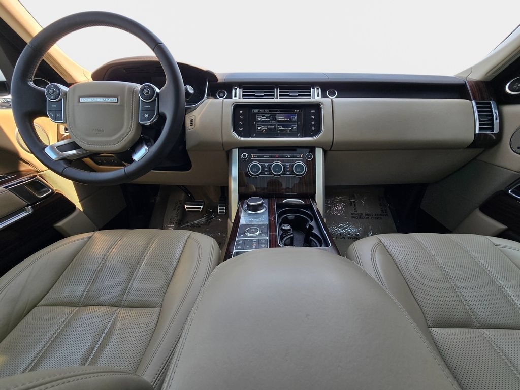 Used 2016 Land Rover Range Rover Supercharged AWD/4WD image 10