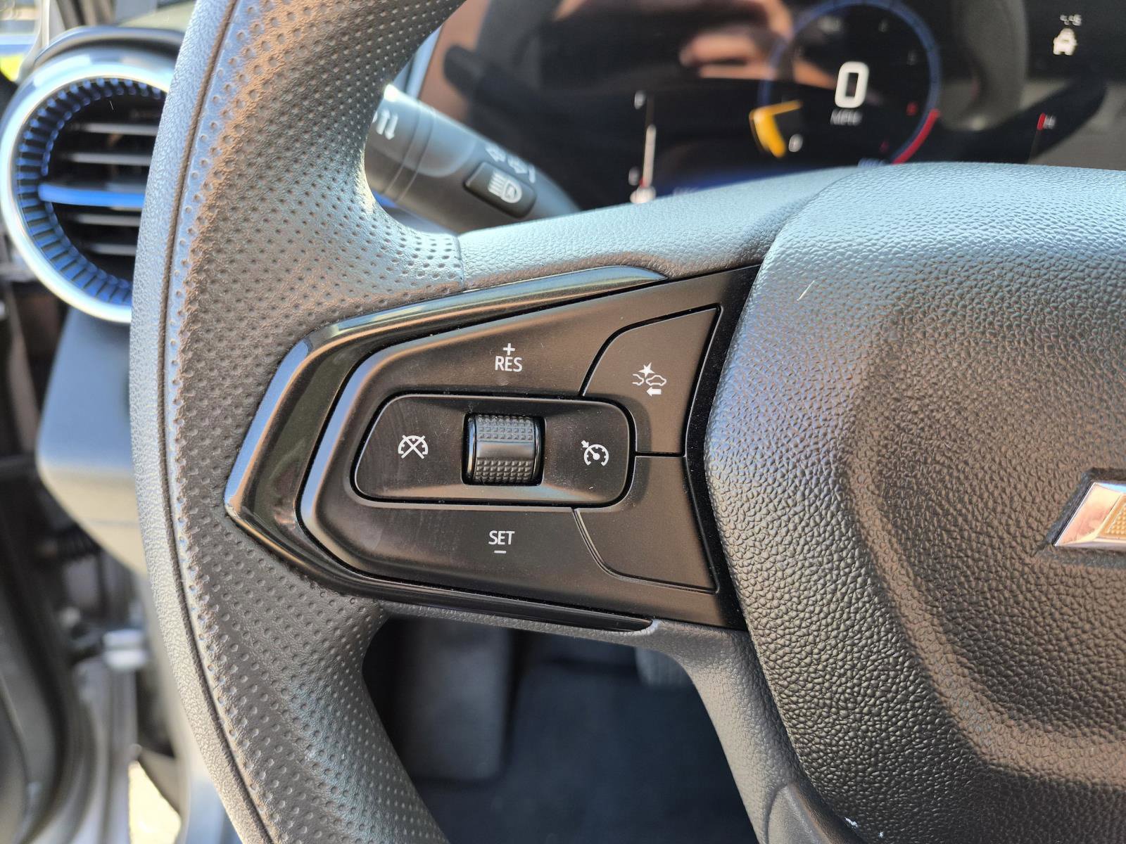 Used 2026 Chevrolet Trax LT FWD image 27