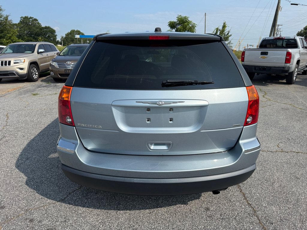 Used 2005 Chrysler Pacifica Touring FWD image 6