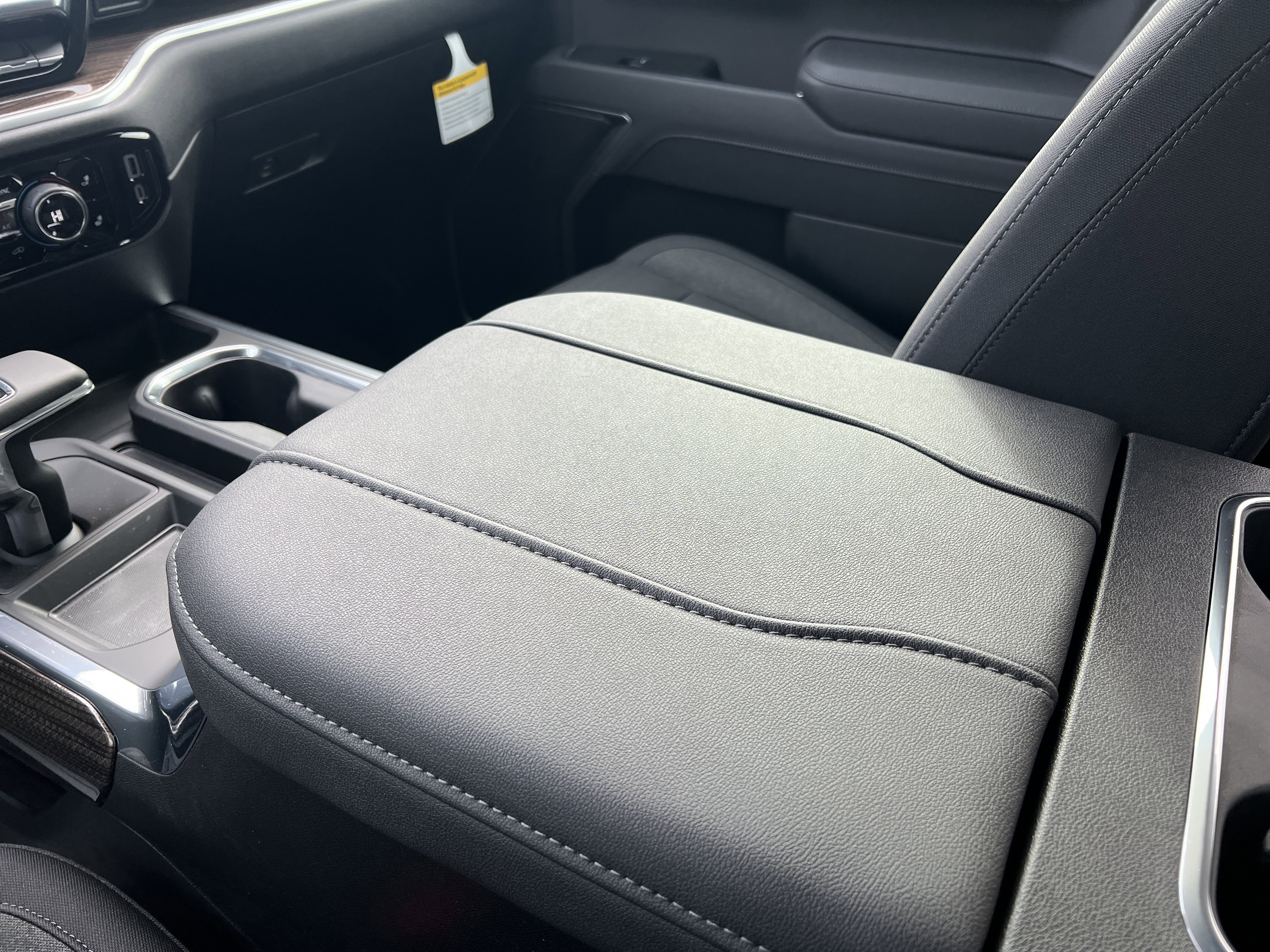 New 2026 Chevrolet Silverado 1500 LT w/ LPO, Dark Essentials Package image 29