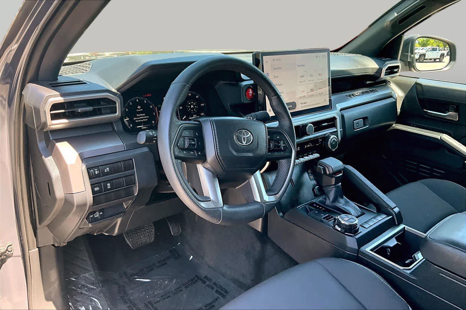 Used 2024 Toyota Tacoma TRD Off-Road AWD/4WD image 17