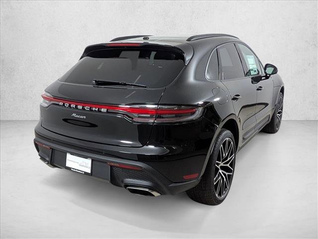 New 2026 Porsche Macan AWD/4WD image 9