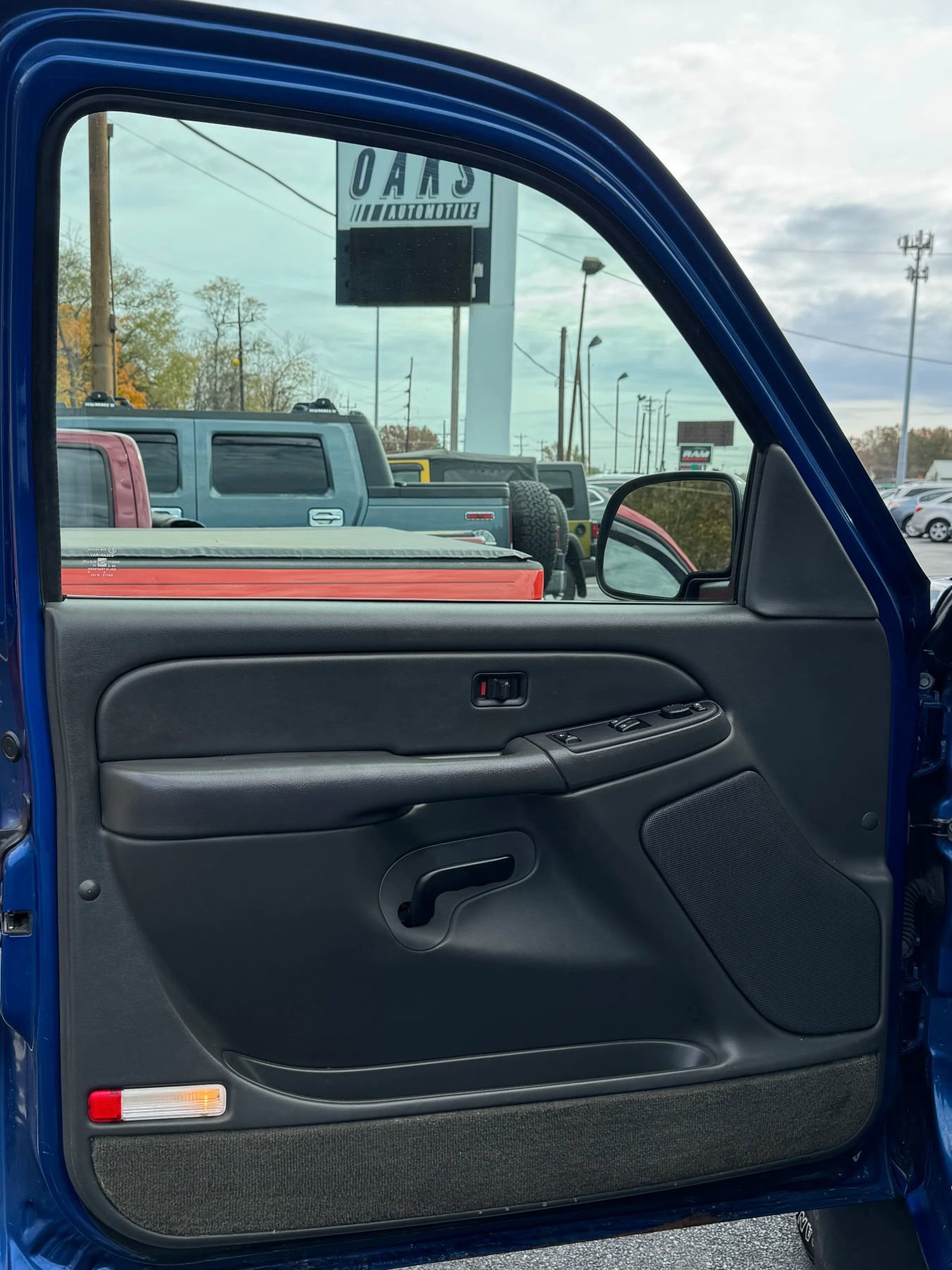 Used 2004 Chevrolet Silverado 1500 4x4 Extended Cab w/ Light Duty Power Package image 14